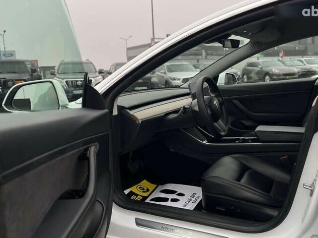 Тесла Модель 3, объемом двигателя 0 л и пробегом 80 тыс. км за 17800 $, фото 17 на Automoto.ua