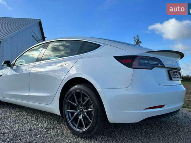 Тесла Модель 3, об'ємом двигуна 0 л та пробігом 146 тис. км за 26200 $, фото 2 на Automoto.ua