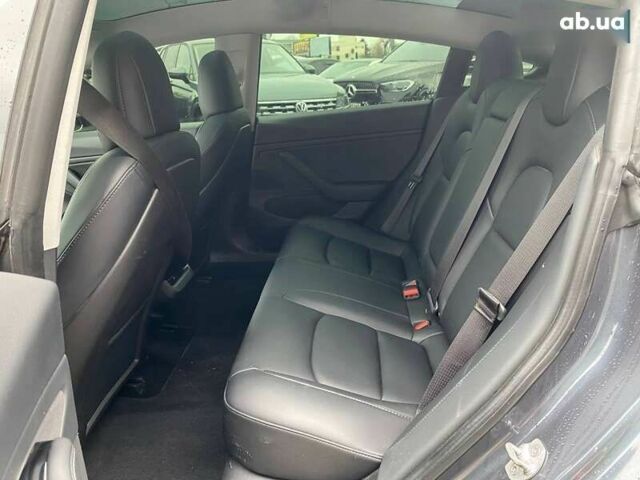 Тесла Модель 3, объемом двигателя 0 л и пробегом 93 тыс. км за 22800 $, фото 17 на Automoto.ua