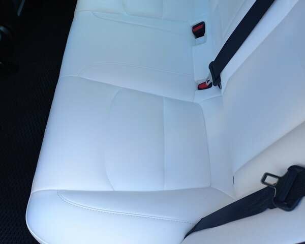 Тесла Модель 3, объемом двигателя 0 л и пробегом 75 тыс. км за 20000 $, фото 25 на Automoto.ua