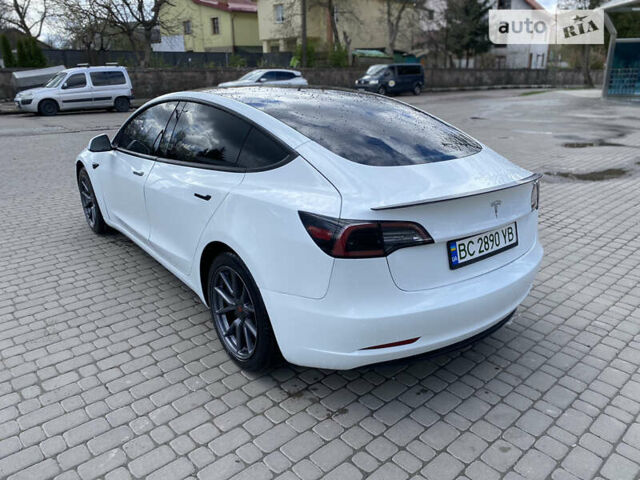 Тесла Модель 3, объемом двигателя 0 л и пробегом 87 тыс. км за 20800 $, фото 7 на Automoto.ua