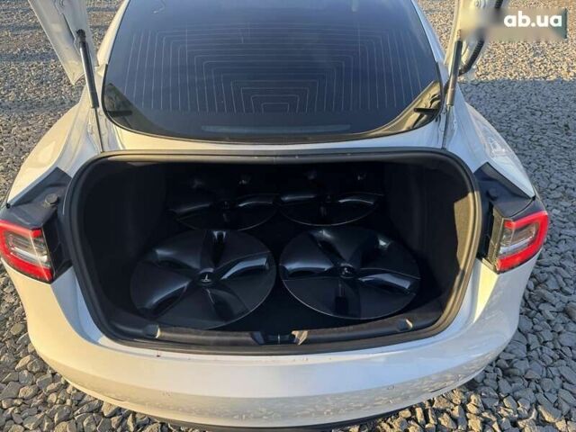 Тесла Модель 3, об'ємом двигуна 0 л та пробігом 130 тис. км за 17950 $, фото 3 на Automoto.ua