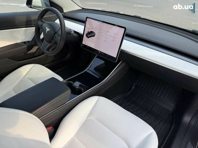 Тесла Модель 3, объемом двигателя 0 л и пробегом 55 тыс. км за 16999 $, фото 10 на Automoto.ua
