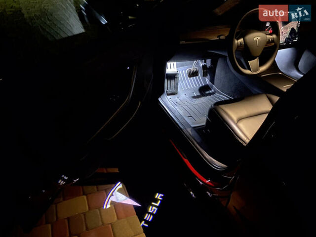 Тесла Модель 3, объемом двигателя 0 л и пробегом 53 тыс. км за 22999 $, фото 18 на Automoto.ua