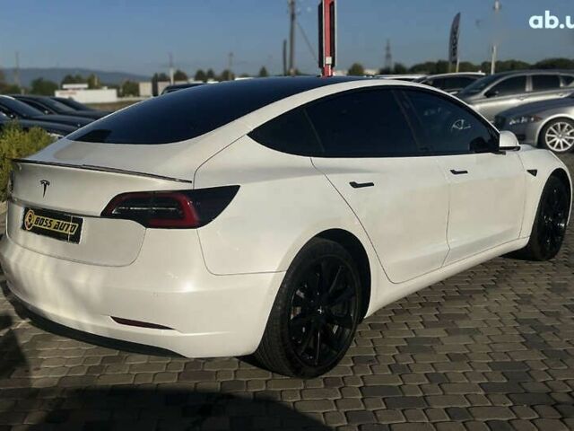 Тесла Модель 3 2020 в Мукачево на Automoto.ua Тесла Модель 3, объемом двигателя 0 л и пробегом 165 тыс. км за 19000 $, фото 6 на Automoto.ua