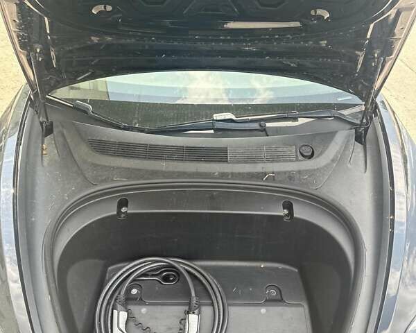 Тесла Модель 3, объемом двигателя 0 л и пробегом 170 тыс. км за 12600 $, фото 17 на Automoto.ua