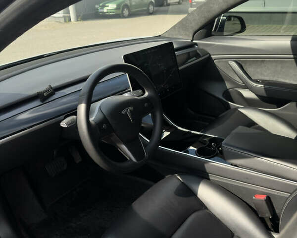Тесла Модель 3, об'ємом двигуна 0 л та пробігом 48 тис. км за 20500 $, фото 15 на Automoto.ua