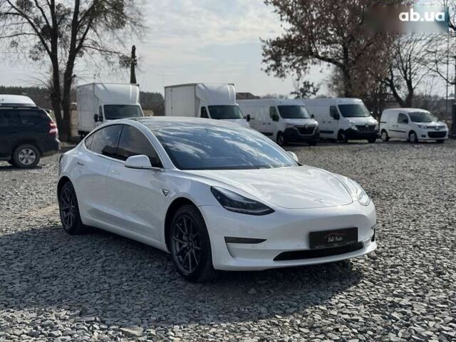 Тесла Модель 3, объемом двигателя 0 л и пробегом 130 тыс. км за 16950 $, фото 15 на Automoto.ua