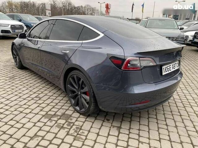 Тесла Модель 3, объемом двигателя 0 л и пробегом 93 тыс. км за 22800 $, фото 4 на Automoto.ua