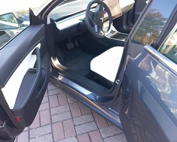 Тесла Модель 3, объемом двигателя 0 л и пробегом 75 тыс. км за 20000 $, фото 17 на Automoto.ua