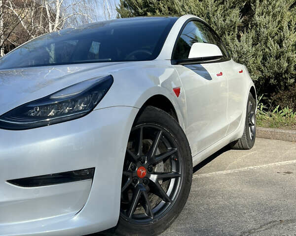 Тесла Модель 3, об'ємом двигуна 0 л та пробігом 96 тис. км за 23500 $, фото 14 на Automoto.ua