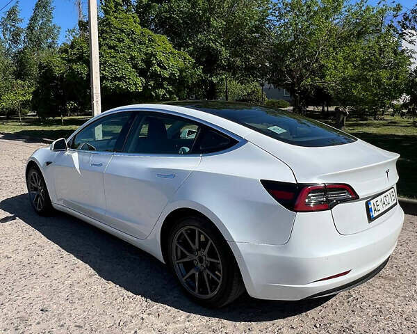 Тесла Модель 3, объемом двигателя 0 л и пробегом 49 тыс. км за 18500 $, фото 7 на Automoto.ua