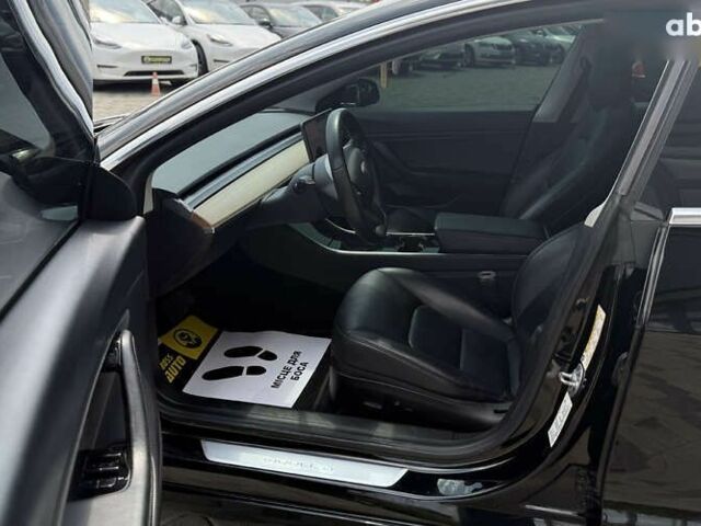 Тесла Модель 3, объемом двигателя 0 л и пробегом 160 тыс. км за 18000 $, фото 13 на Automoto.ua