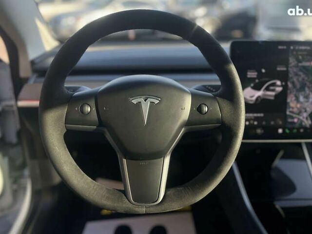 Тесла Модель 3 2020 в Мукачево на Automoto.ua Тесла Модель 3, объемом двигателя 0 л и пробегом 165 тыс. км за 19000 $, фото 13 на Automoto.ua
