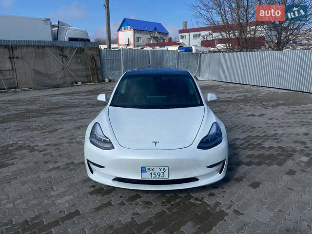 Тесла Модель 3, объемом двигателя 0 л и пробегом 76 тыс. км за 15000 $, фото 2 на Automoto.ua