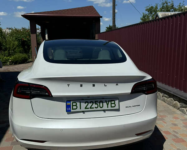 Тесла Модель 3, объемом двигателя 0 л и пробегом 41 тыс. км за 20900 $, фото 2 на Automoto.ua