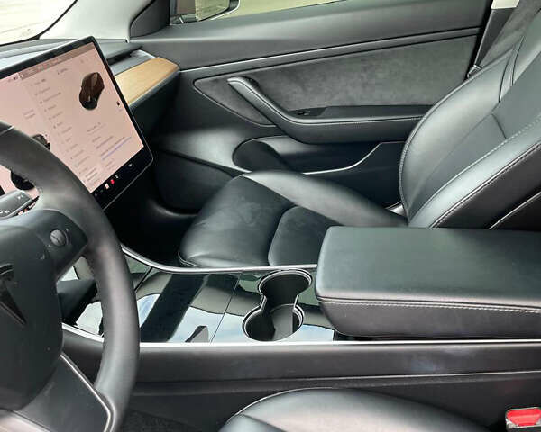 Тесла Модель 3, объемом двигателя 0 л и пробегом 62 тыс. км за 22000 $, фото 16 на Automoto.ua