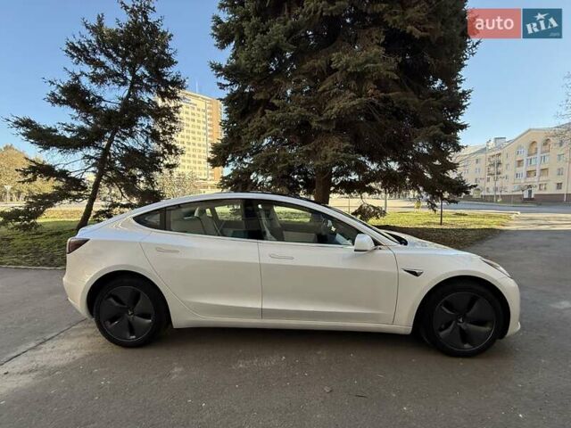 Тесла Модель 3, об'ємом двигуна 0 л та пробігом 14 тис. км за 18900 $, фото 2 на Automoto.ua
