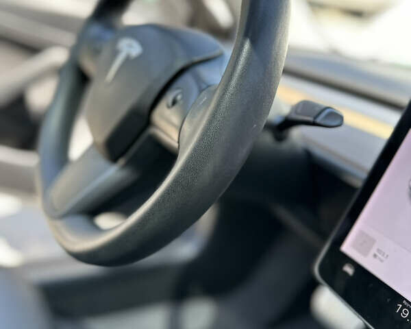 Тесла Модель 3, объемом двигателя 0 л и пробегом 70 тыс. км за 19000 $, фото 16 на Automoto.ua