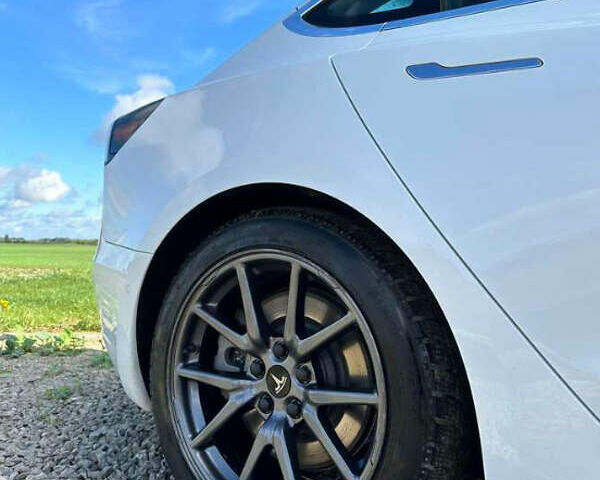 Тесла Модель 3, об'ємом двигуна 0 л та пробігом 146 тис. км за 26200 $, фото 8 на Automoto.ua