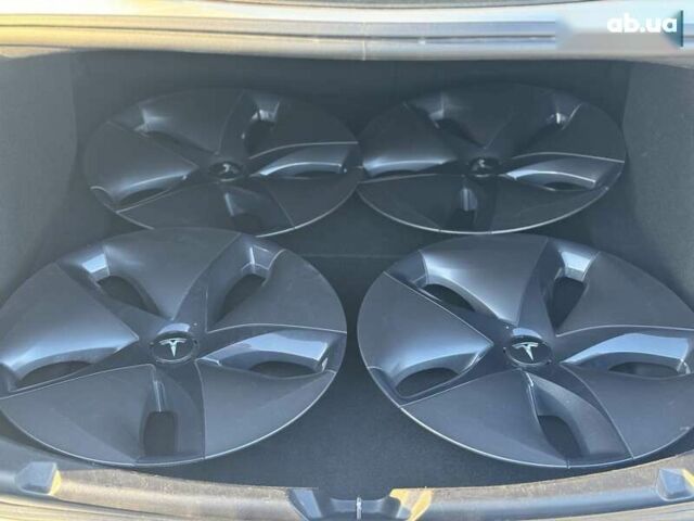 Тесла Модель 3, об'ємом двигуна 0 л та пробігом 130 тис. км за 17950 $, фото 2 на Automoto.ua