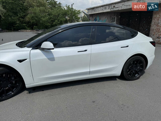 Тесла Модель 3, объемом двигателя 0 л и пробегом 61 тыс. км за 16300 $, фото 3 на Automoto.ua