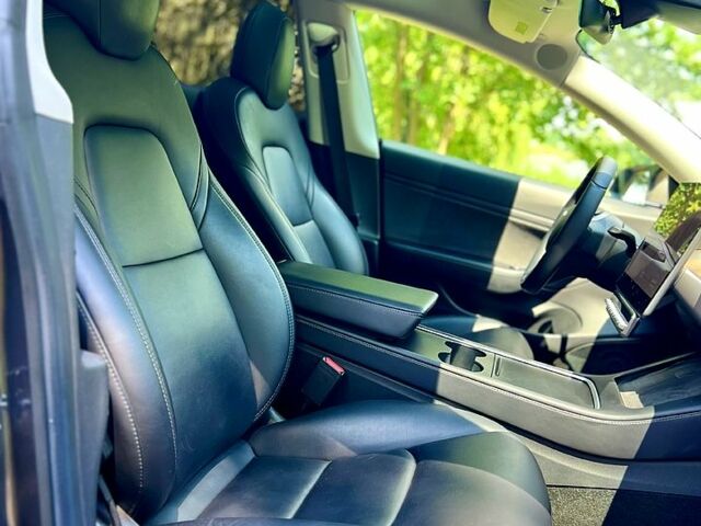 Тесла Модель 3, объемом двигателя 0.38 л и пробегом 63 тыс. км за 16400 $, фото 9 на Automoto.ua