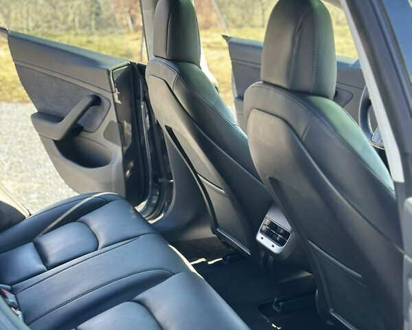 Тесла Модель 3, объемом двигателя 0 л и пробегом 158 тыс. км за 17550 $, фото 17 на Automoto.ua