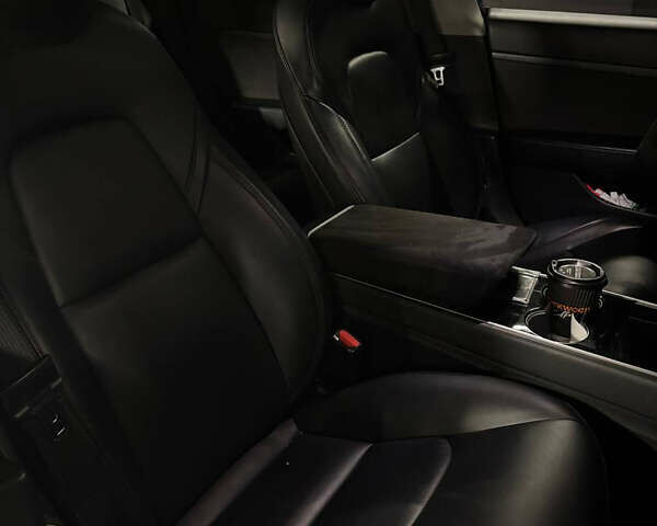 Тесла Модель 3, объемом двигателя 0 л и пробегом 250 тыс. км за 13599 $, фото 13 на Automoto.ua