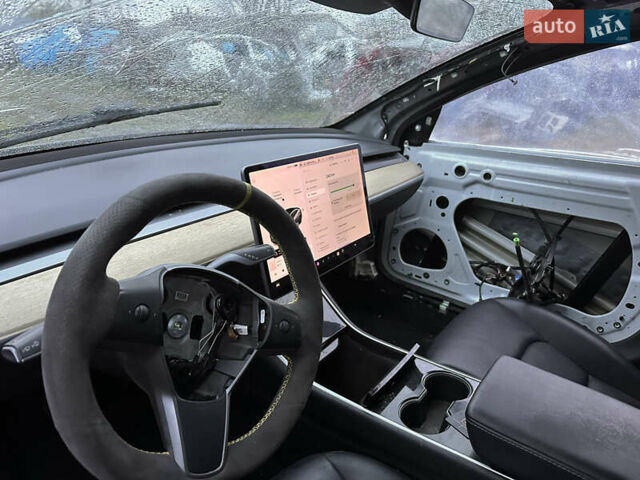 Тесла Модель 3, объемом двигателя 0 л и пробегом 169 тыс. км за 5500 $, фото 15 на Automoto.ua