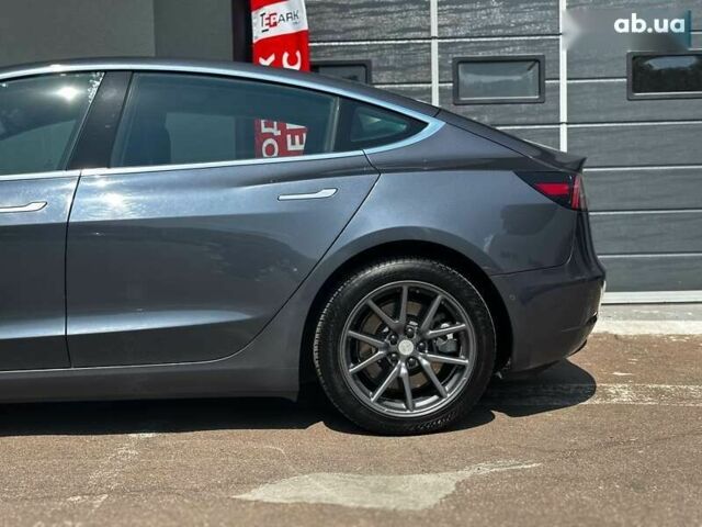 Тесла Модель 3, объемом двигателя 0 л и пробегом 93 тыс. км за 17999 $, фото 6 на Automoto.ua