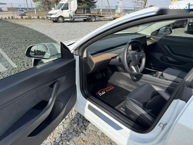 Тесла Модель 3, объемом двигателя 0 л и пробегом 130 тыс. км за 16950 $, фото 20 на Automoto.ua