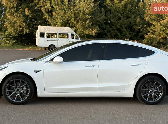 Тесла Модель 3, об'ємом двигуна 0 л та пробігом 223 тис. км за 13100 $, фото 1 на Automoto.ua