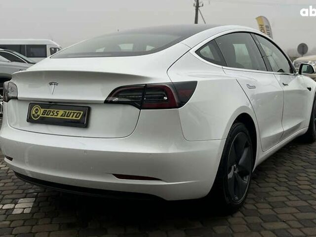 Тесла Модель 3, объемом двигателя 0 л и пробегом 80 тыс. км за 17800 $, фото 6 на Automoto.ua
