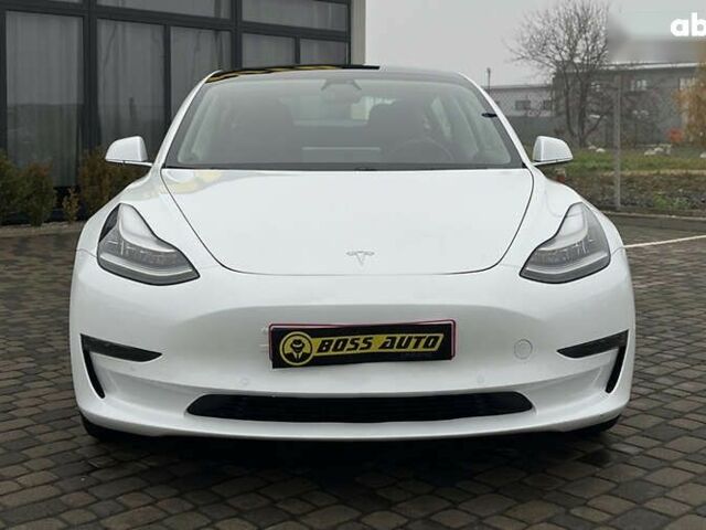 Тесла Модель 3, объемом двигателя 0 л и пробегом 80 тыс. км за 17800 $, фото 1 на Automoto.ua