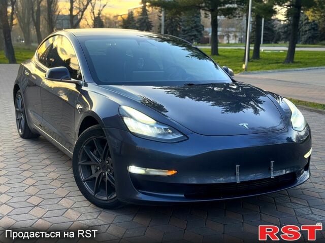 Тесла Модель 3, объемом двигателя 0 л и пробегом 80 тыс. км за 17999 $, фото 3 на Automoto.ua