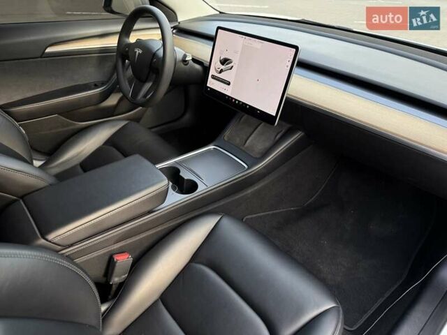 Тесла Модель 3, объемом двигателя 0 л и пробегом 76 тыс. км за 21000 $, фото 8 на Automoto.ua