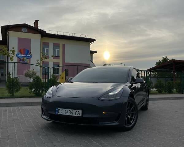 Тесла Модель 3 2021 в Львове на Automoto.ua Тесла Модель 3, объемом двигателя 0 л и пробегом 12 тыс. км за 19999 $, фото 2 на Automoto.ua