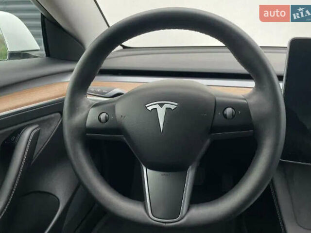 Тесла Модель 3, об'ємом двигуна 0 л та пробігом 65 тис. км за 25000 $, фото 9 на Automoto.ua