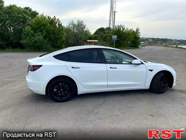 Тесла Модель 3, об'ємом двигуна 0.21 л та пробігом 73 тис. км за 19999 $, фото 5 на Automoto.ua