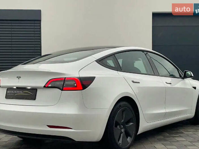 Тесла Модель 3, об'ємом двигуна 0 л та пробігом 65 тис. км за 25000 $, фото 4 на Automoto.ua