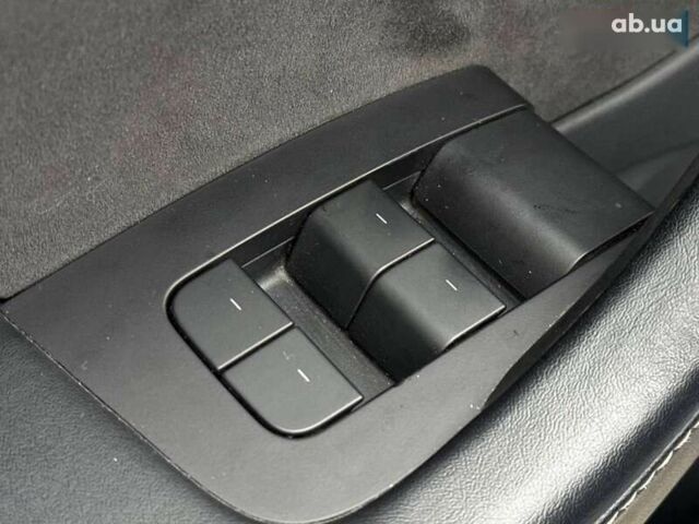 Тесла Модель 3, объемом двигателя 0 л и пробегом 68 тыс. км за 19500 $, фото 14 на Automoto.ua