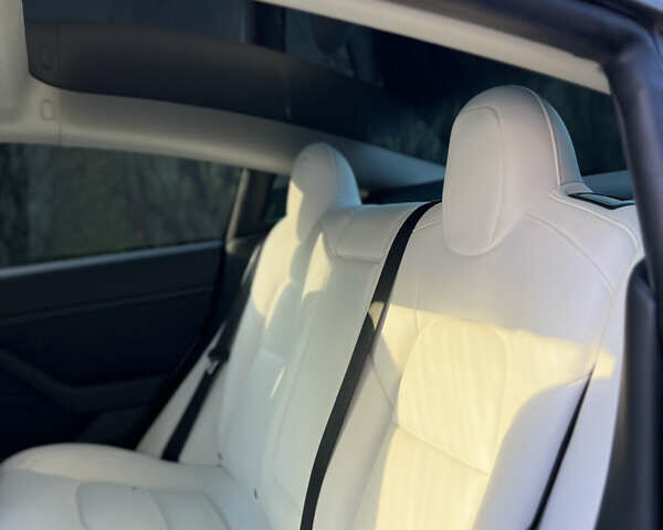 Тесла Модель 3, объемом двигателя 0 л и пробегом 56 тыс. км за 24800 $, фото 19 на Automoto.ua