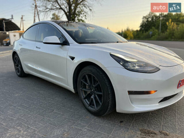 Тесла Модель 3, объемом двигателя 0 л и пробегом 99 тыс. км за 16900 $, фото 4 на Automoto.ua