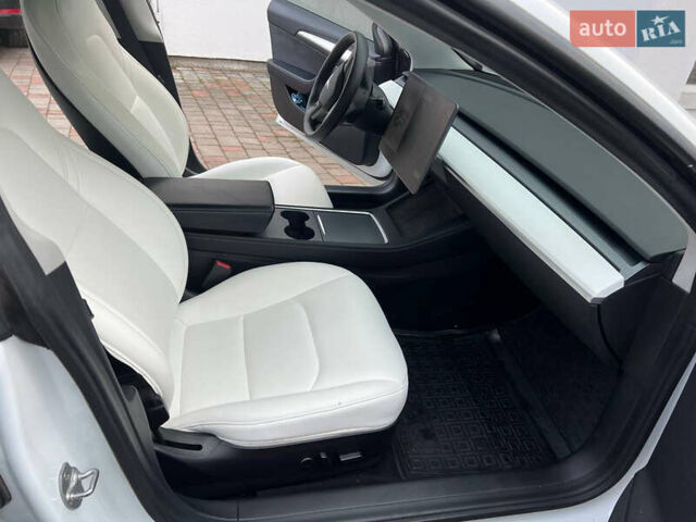 Тесла Модель 3, объемом двигателя 0 л и пробегом 96 тыс. км за 18500 $, фото 7 на Automoto.ua