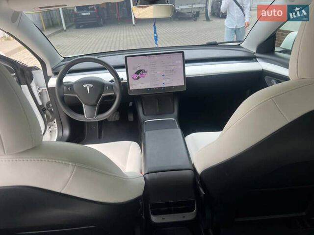 Тесла Модель 3, объемом двигателя 0 л и пробегом 96 тыс. км за 18500 $, фото 2 на Automoto.ua
