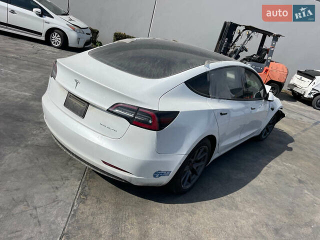 Тесла Модель 3, объемом двигателя 0 л и пробегом 100 тыс. км за 14500 $, фото 1 на Automoto.ua