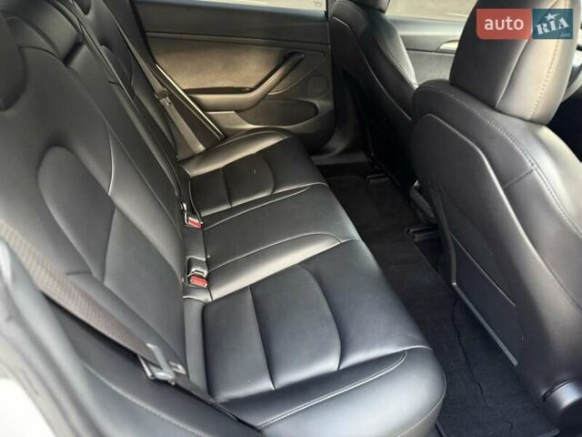 Тесла Модель 3, объемом двигателя 0 л и пробегом 76 тыс. км за 21000 $, фото 10 на Automoto.ua