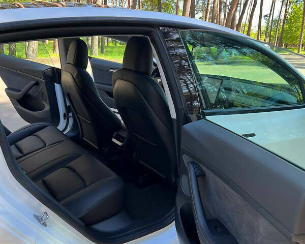 Тесла Модель 3, объемом двигателя 0 л и пробегом 14 тыс. км за 18700 $, фото 6 на Automoto.ua