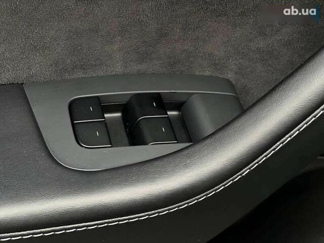 Тесла Модель 3, объемом двигателя 0 л и пробегом 40 тыс. км за 23990 $, фото 26 на Automoto.ua